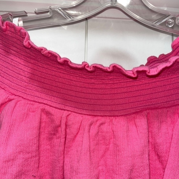 Vineyard Vines Gauze Off Shoulder Smocked Romper Knockout Pink Size Small. NWT - Picture 4 of 6